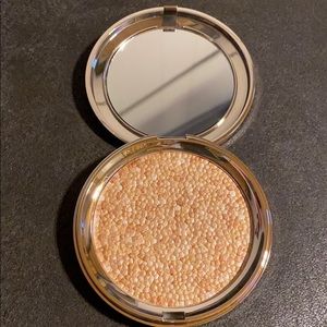 Ciate highlighter
